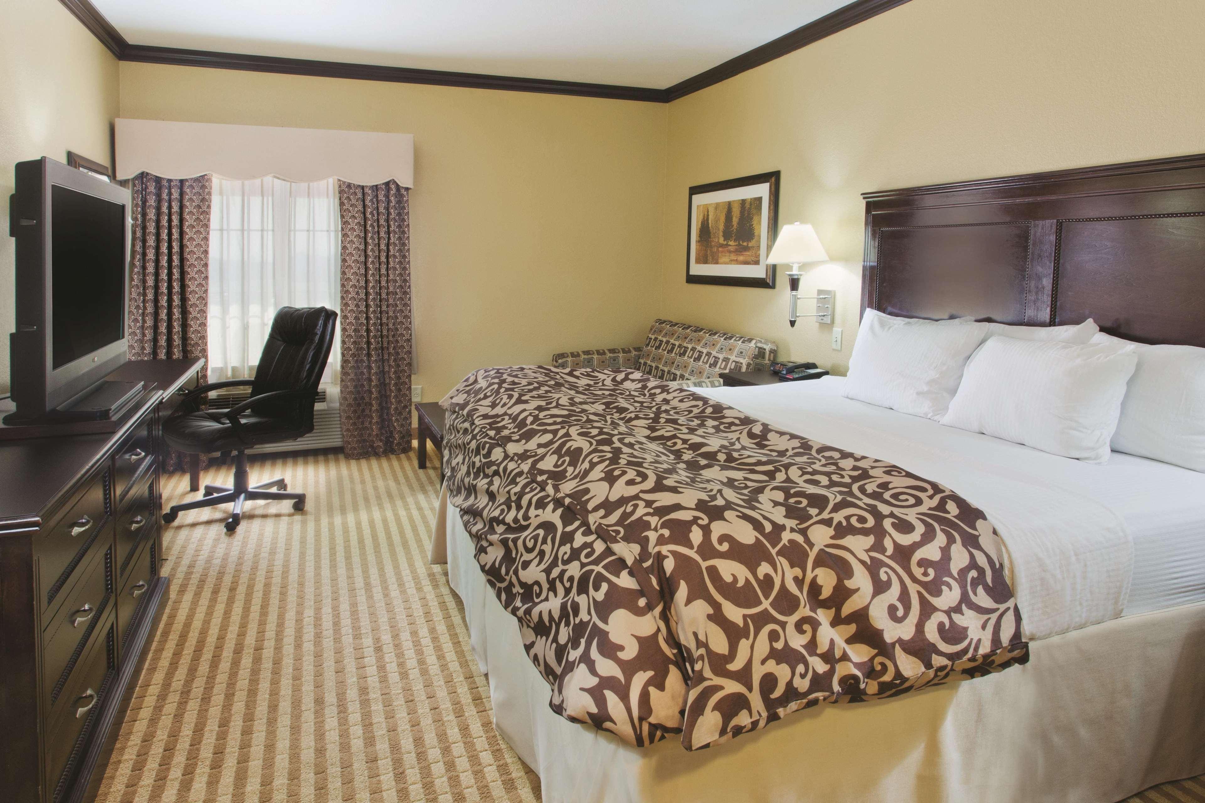 La Quinta Inn And Suites By Wyndham - Schertz Bagian luar foto