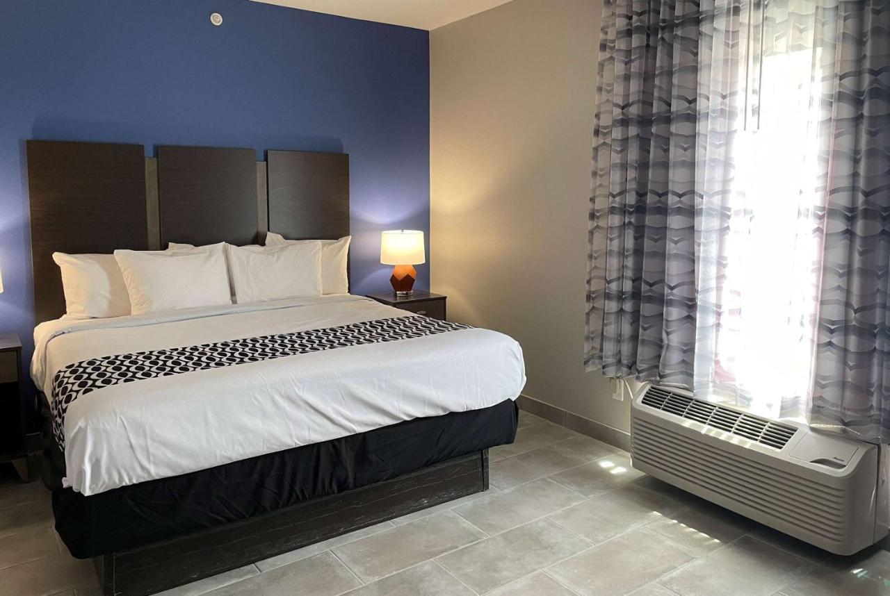 La Quinta Inn And Suites By Wyndham - Schertz Bagian luar foto